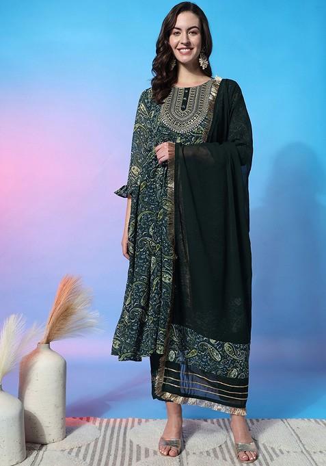 Green Embroidered Poly Blended Kurta Sets