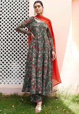 Green Embroidered Poly Blended Kurta Sets