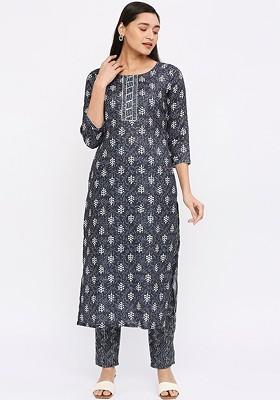 Black Embroidered Poly Blended Kurta Sets