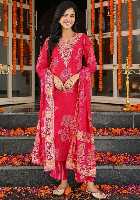 Red Embroidered Poly Blended Kurta Sets