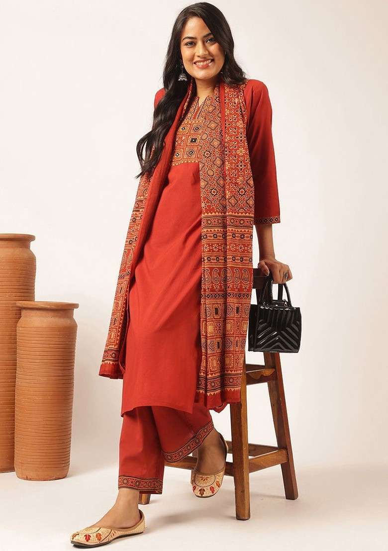 Maroon Embroidered Poly Blended Kurta Sets - Indya
