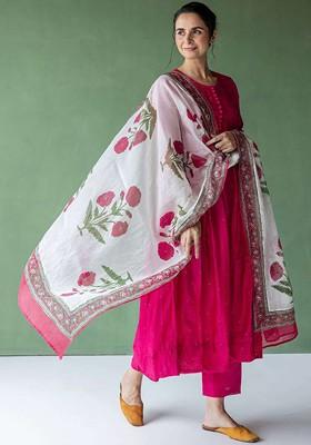 Pink Embroidered Poly Blended Kurta Sets
