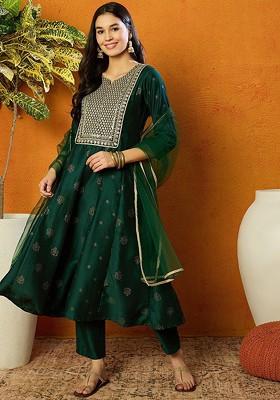 Green Embroidered Poly Blended Kurta Sets