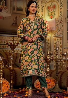 Green Embroidered Poly Blended Kurta Sets