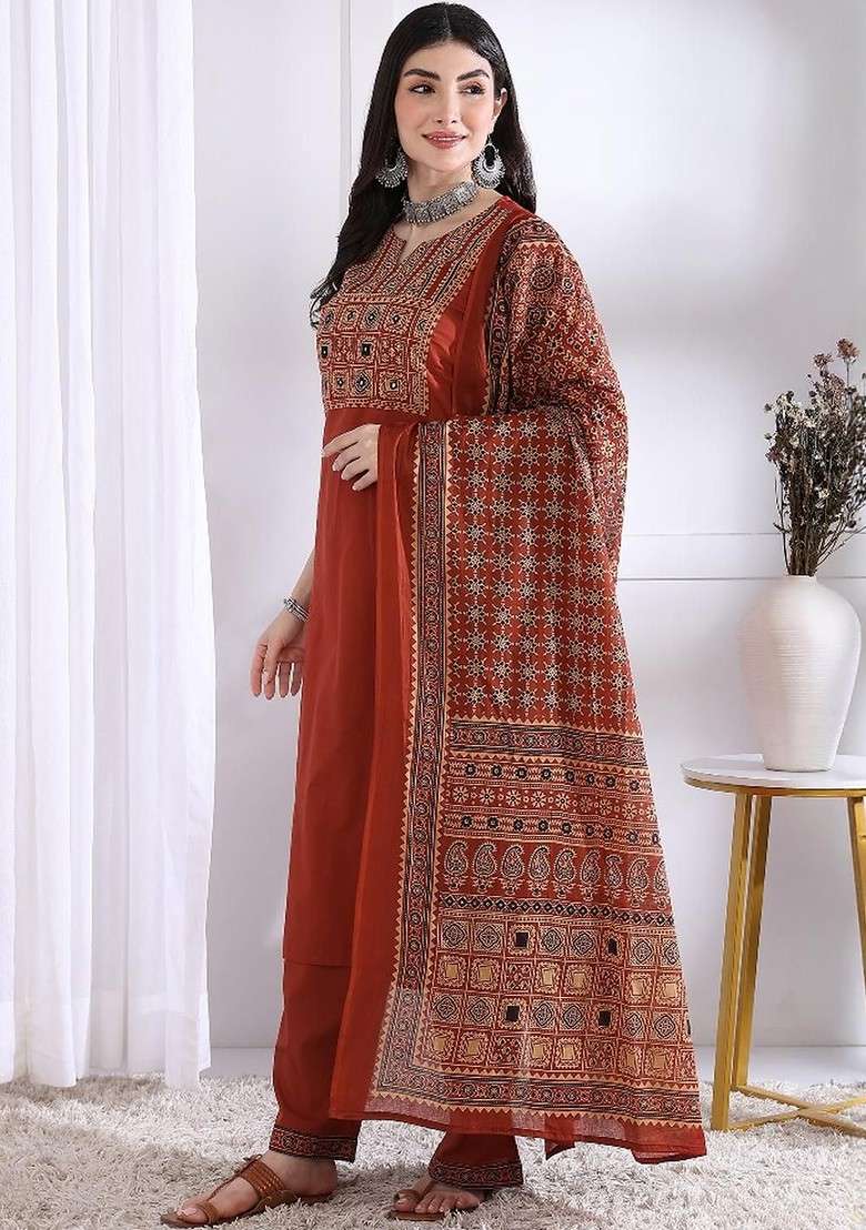 Maroon Embroidered Poly Blended Kurta Sets - Indya