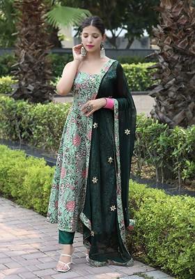 Green Embroidered Poly Blended Kurta Sets