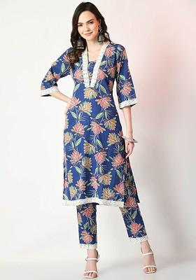 Green Embroidered Poly Blended Kurta Sets