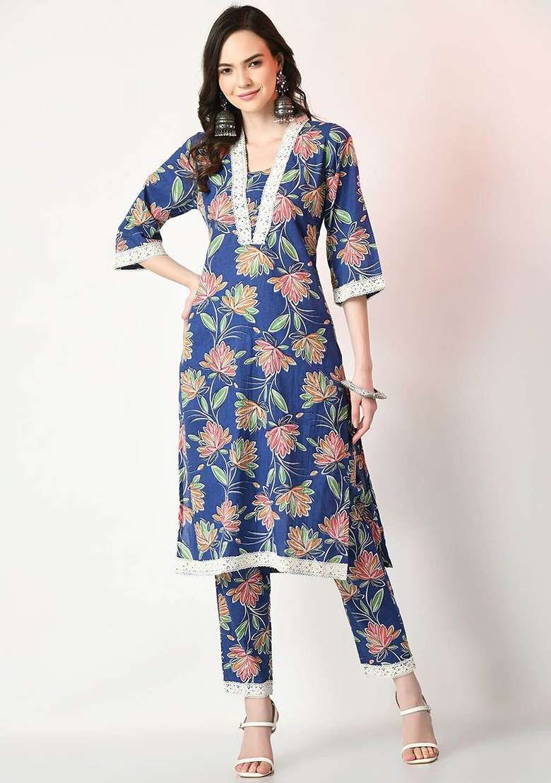 Green Embroidered Poly Blended Kurta Sets - Indya