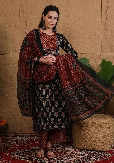 Black Printed Blended Kurta Set