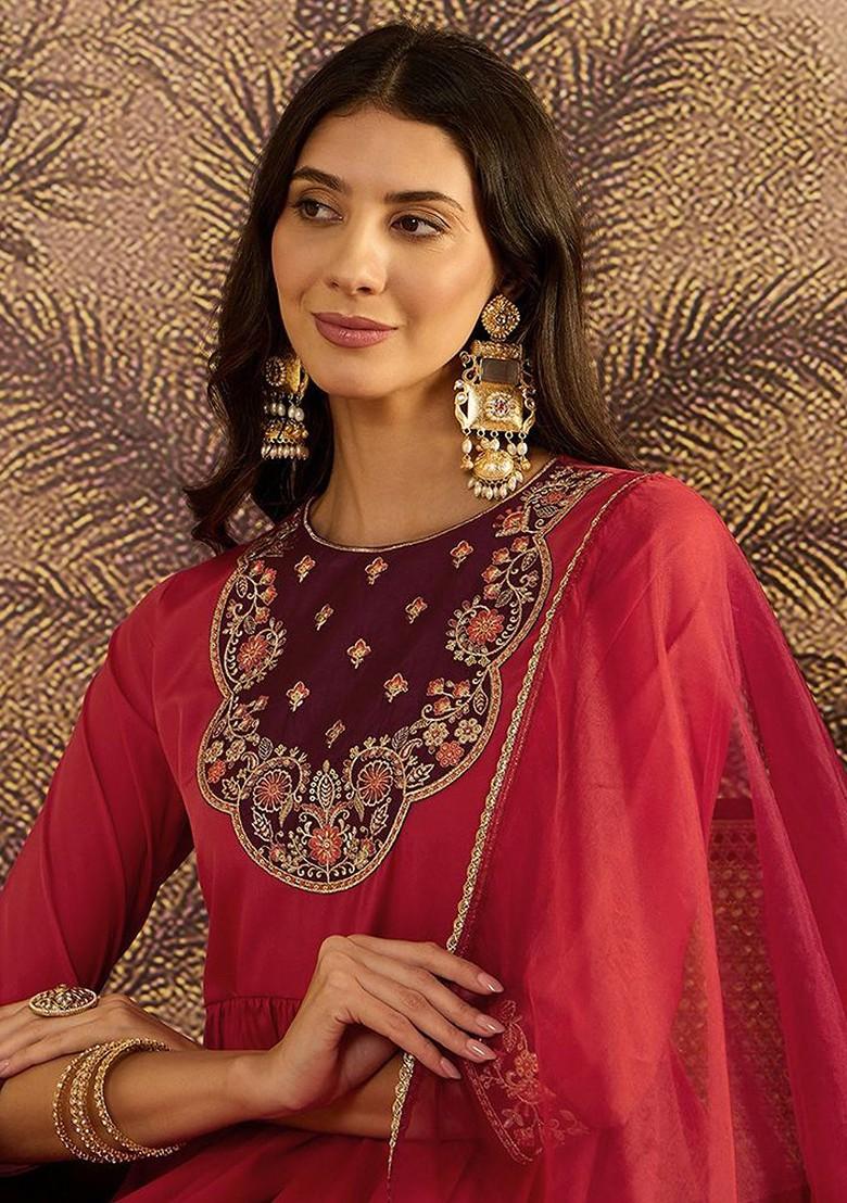 Red Embroidered Blended Kurta Set - Indya