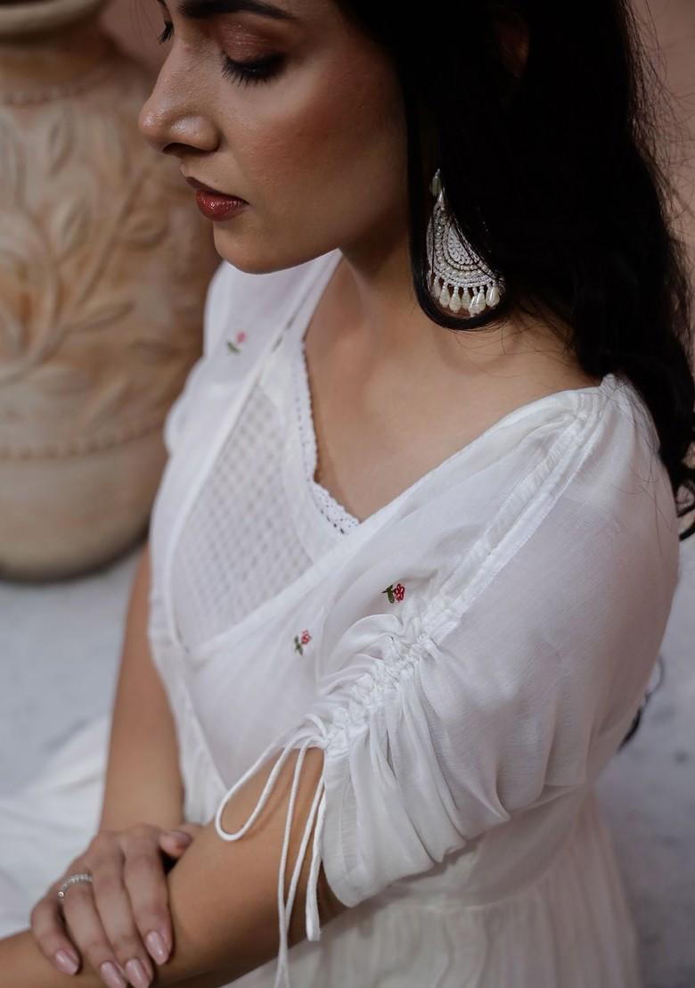 Off White Embroidered Blended Kurta Set - Indya