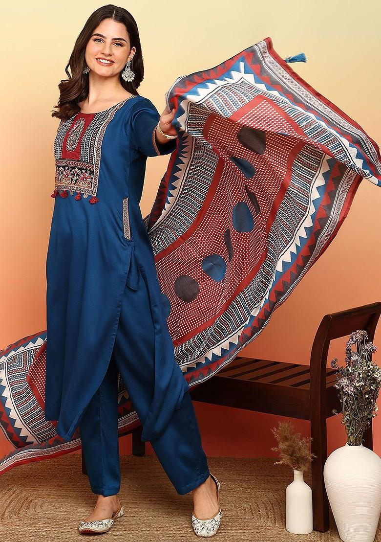 Navy Blue Sequinned Blended Kurta Set - Indya