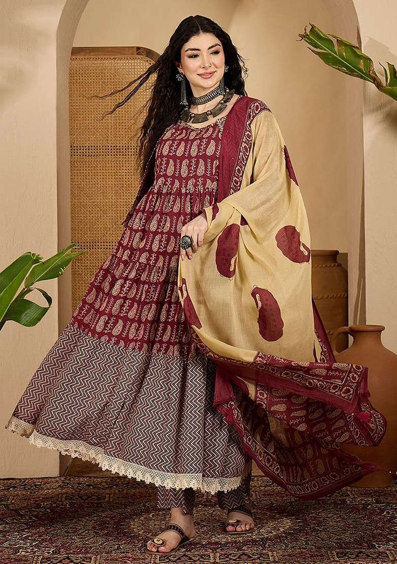 Maroon Printed Blended Kurta Set - Indya