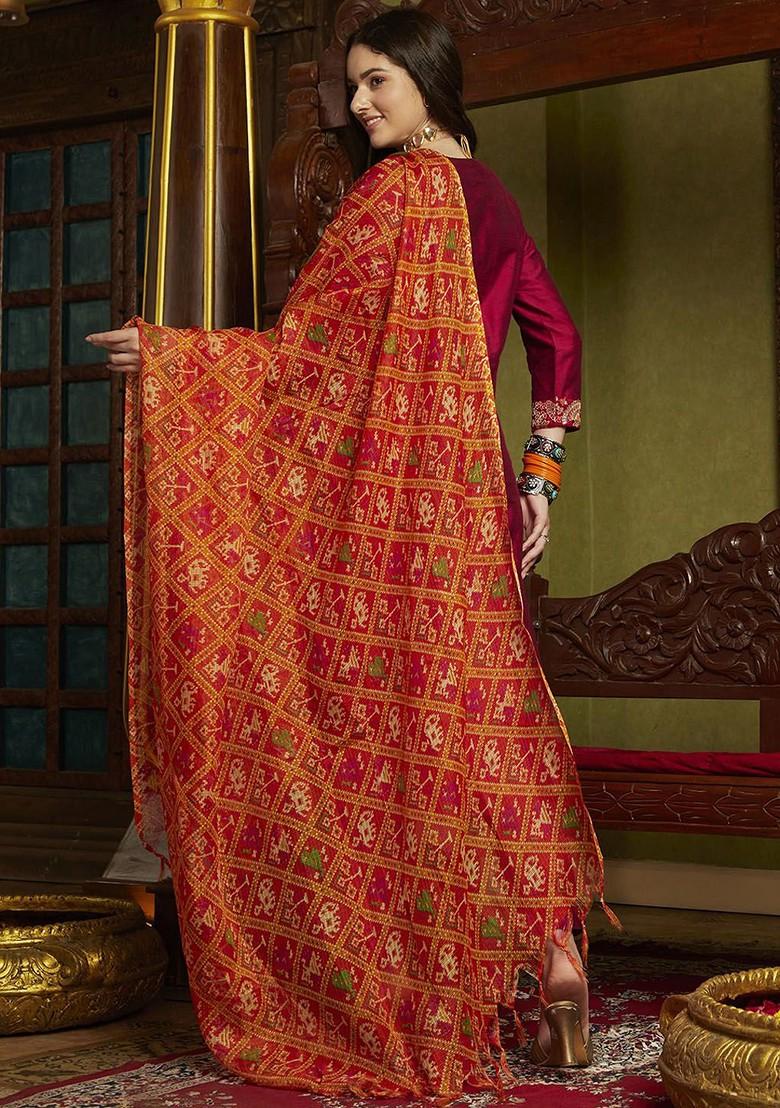 Magenta Embroidered Blended Kurta Set - Indya