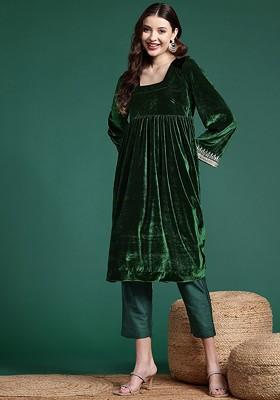 Green Solid Blended Kurta Set