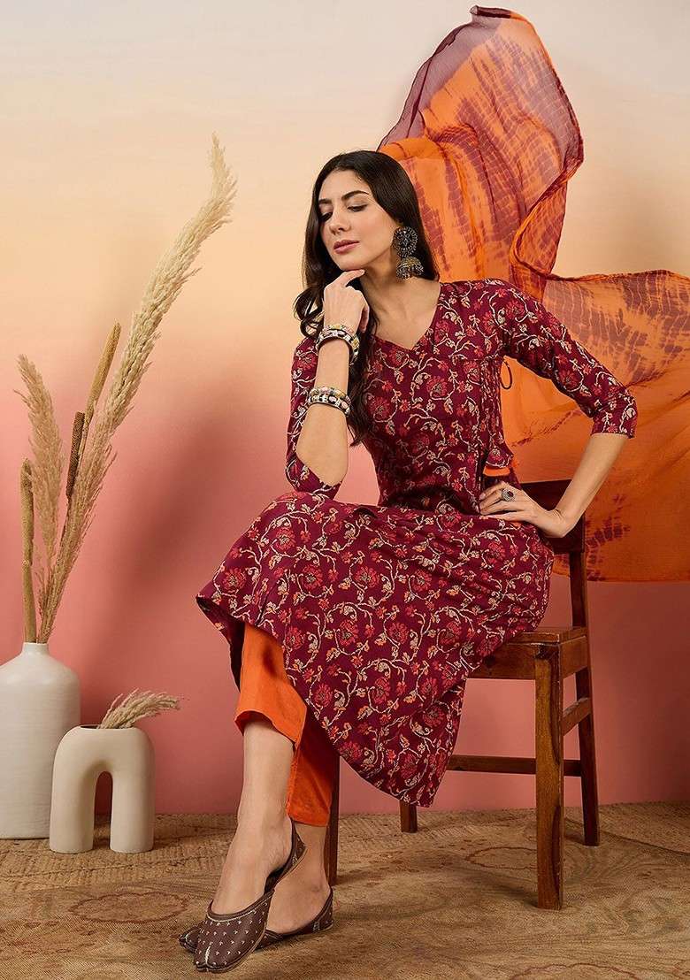 Maroon Printed Blended Kurta Set - Indya
