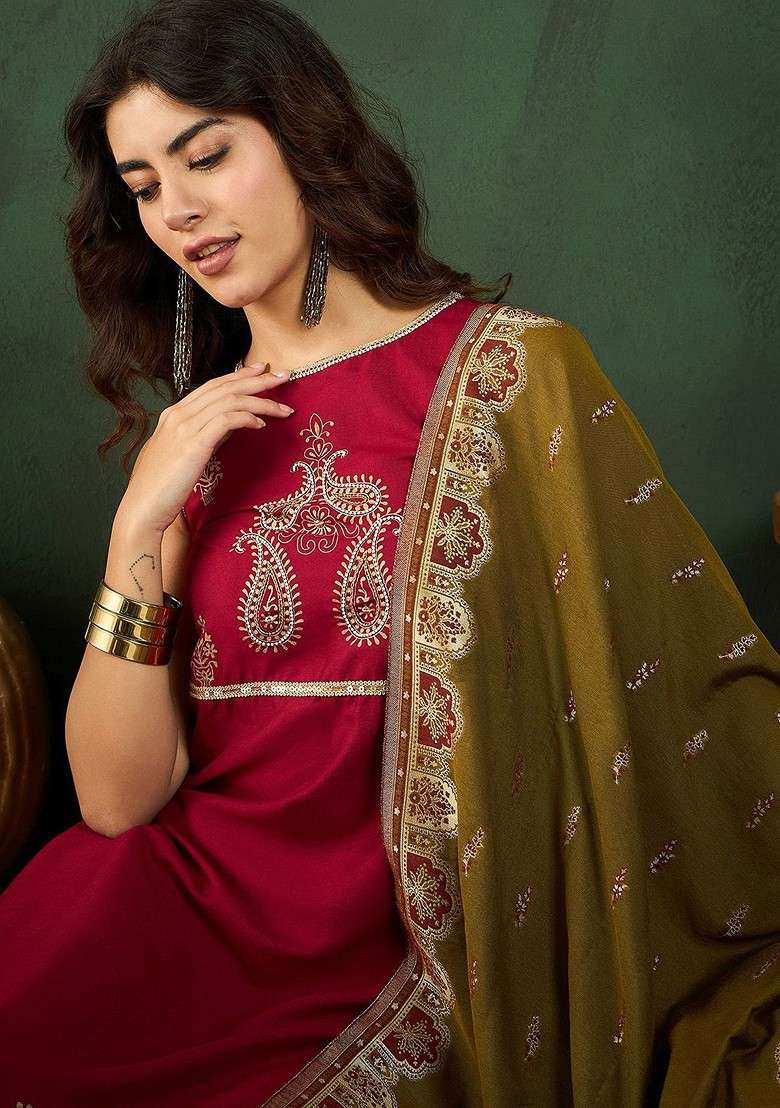 Maroon Printed Blended Kurta Set - Indya