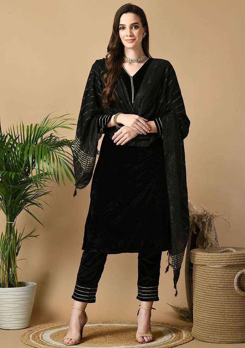 Black Solid Blended Kurta Set - Indya