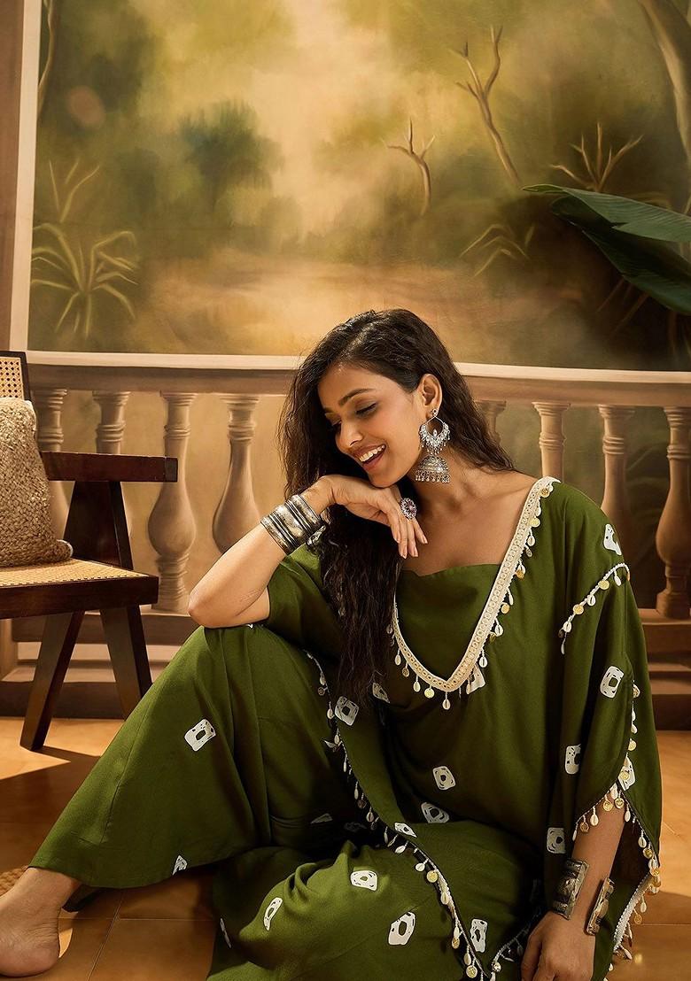 Green Printed Blended Kurta Set - Indya