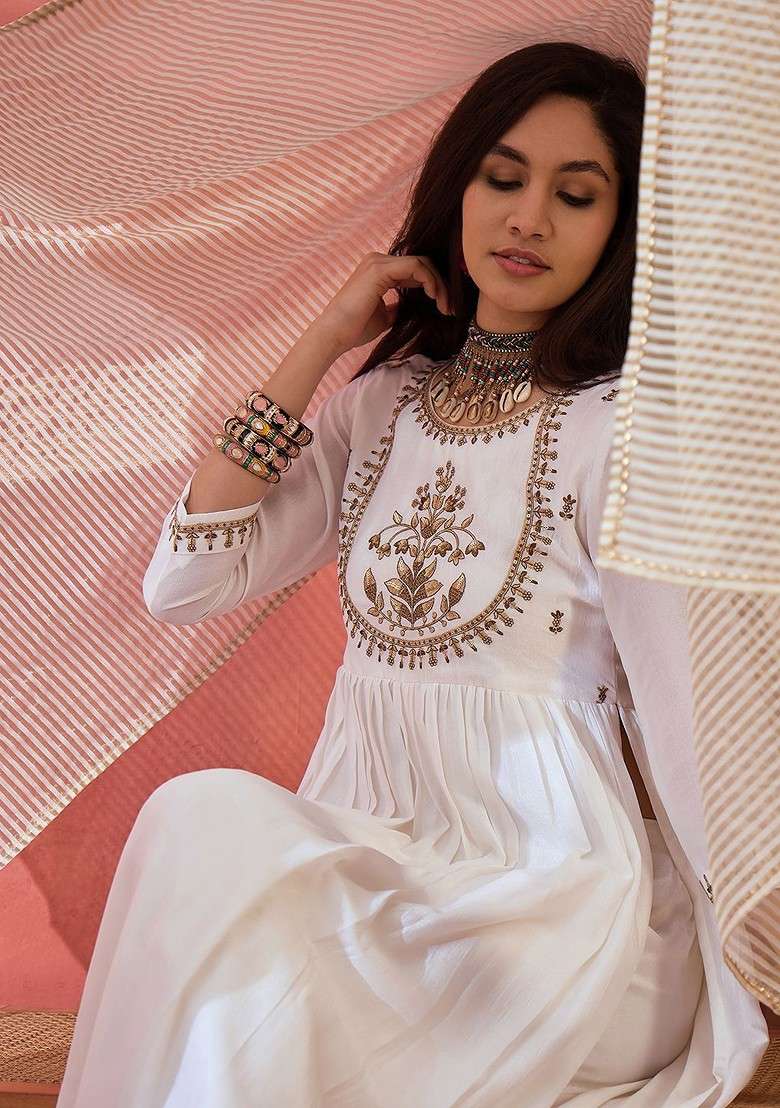 Off White Embroidered Blended Kurta Set - Indya