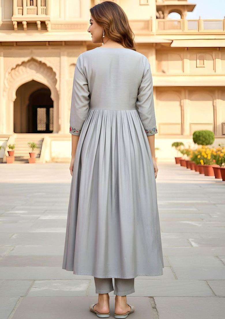 Grey Embroidered Chinon Kurta Set - Indya