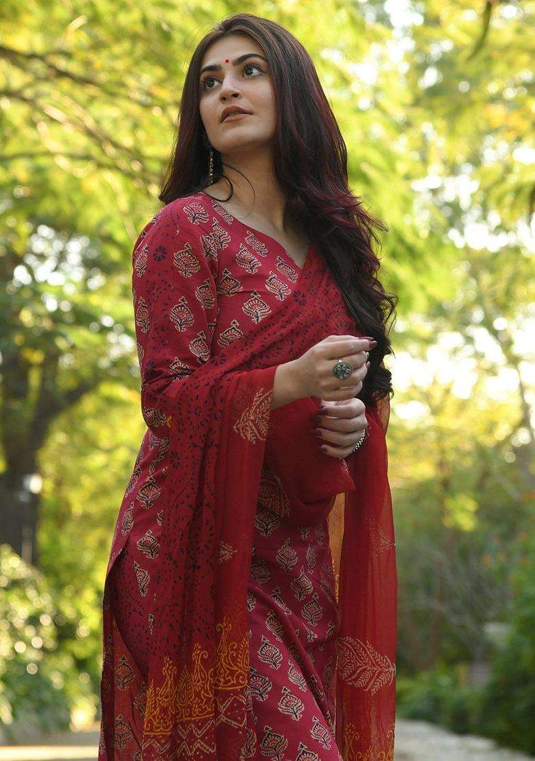 Maroon Printed Viscose Kurta Set - Indya
