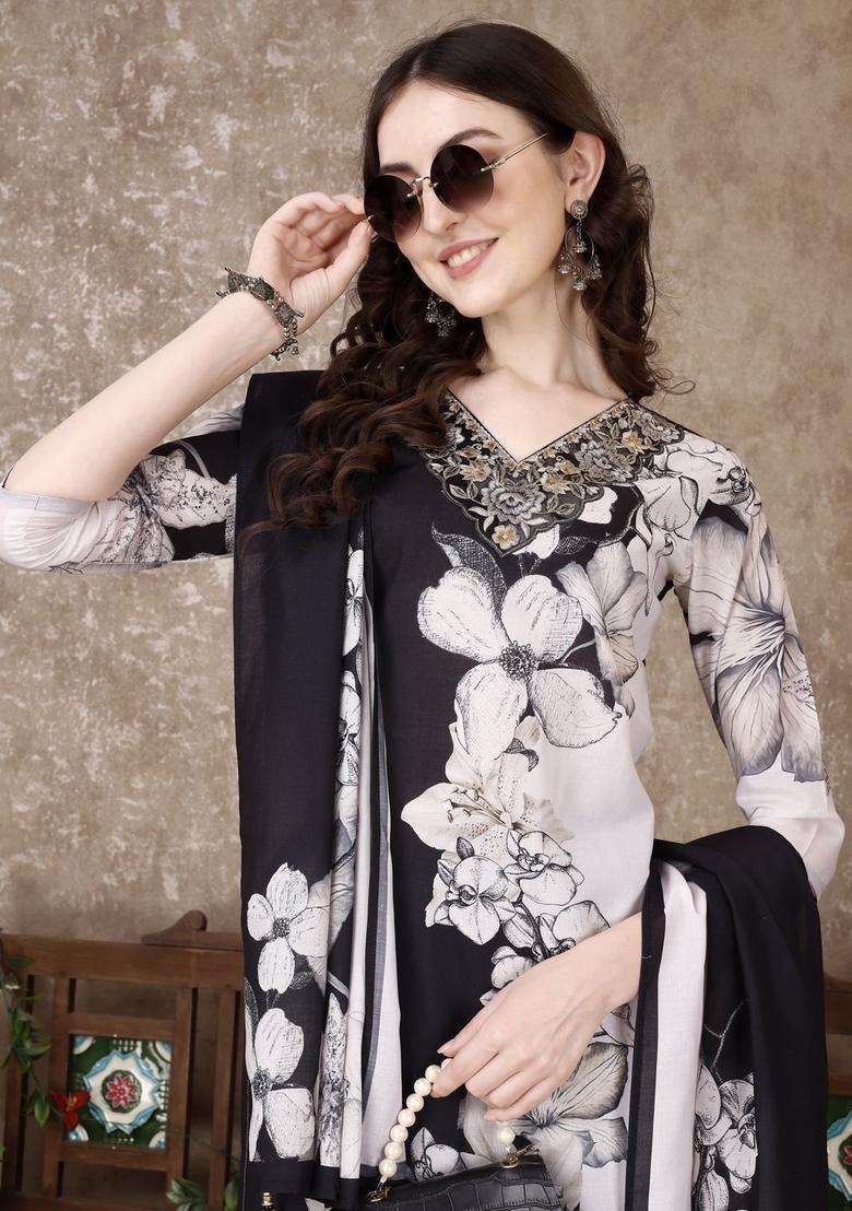 Black Embroidered Cotton Kurta Set - Indya