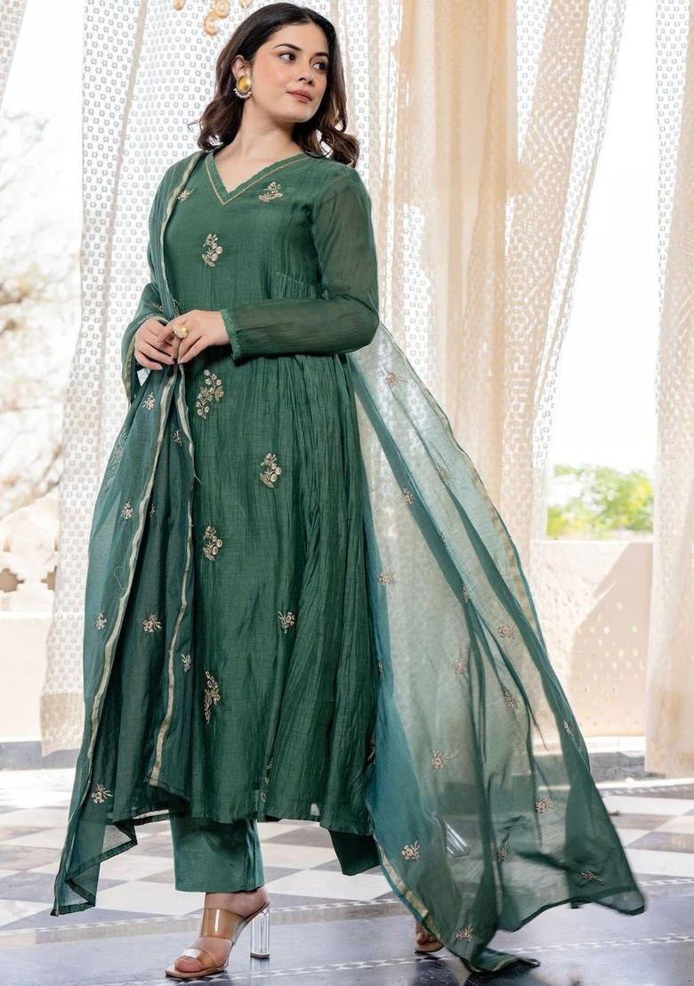 Green Embroidered Cotton Kurta Set - Indya