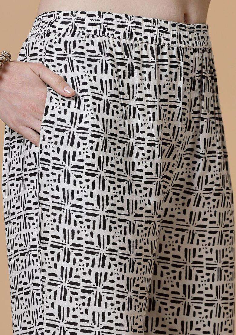 Black Solid Viscose Kurta Set - Indya