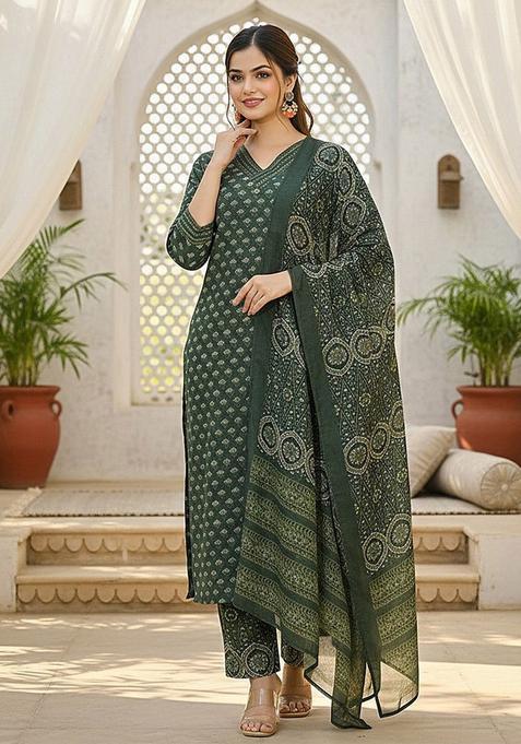 Green Printed Viscose Kurta Set — view on Indya