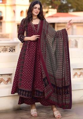 Maroon Printed Viscose Kurta Set
