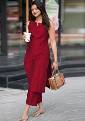 Maroon Solid Viscose Kurta Set