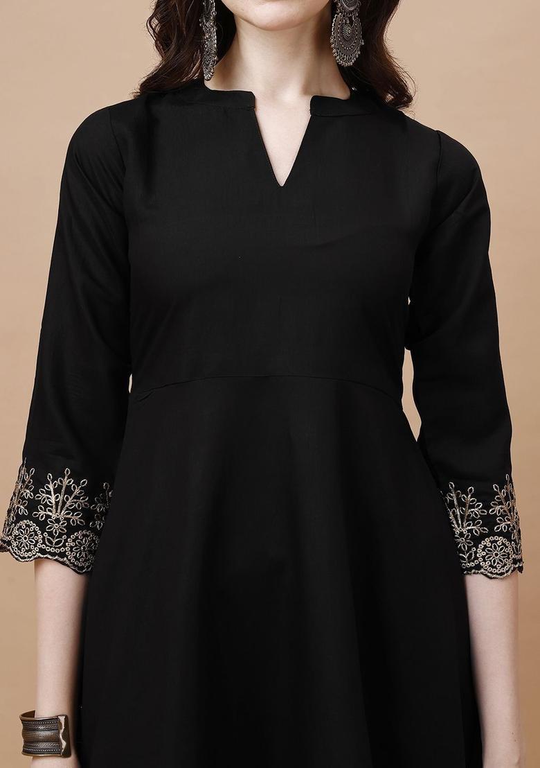 Black Solid Silk Kurta Set - Indya