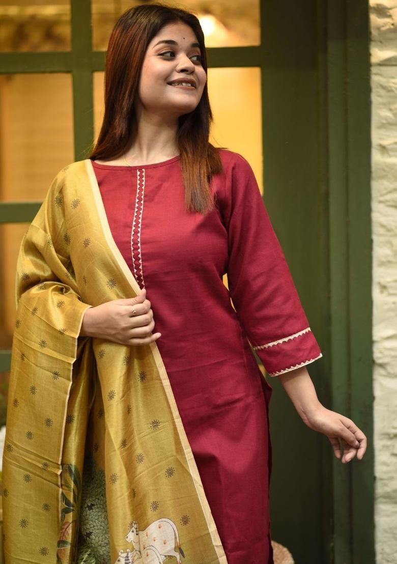Red Solid Cotton Kurta Set - Indya
