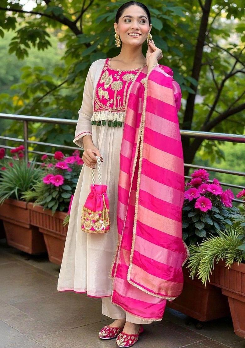 White Embroidered Silk Kurta Set - Indya