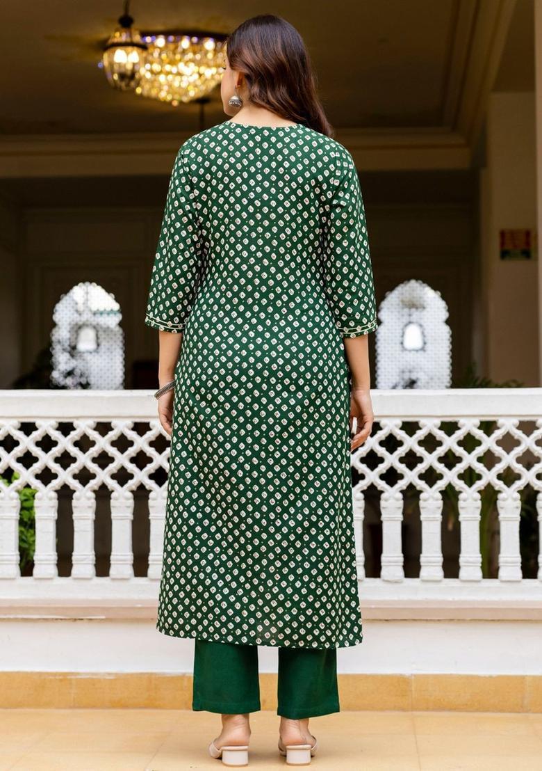 Green Embroidered Viscose Kurta Set - Indya