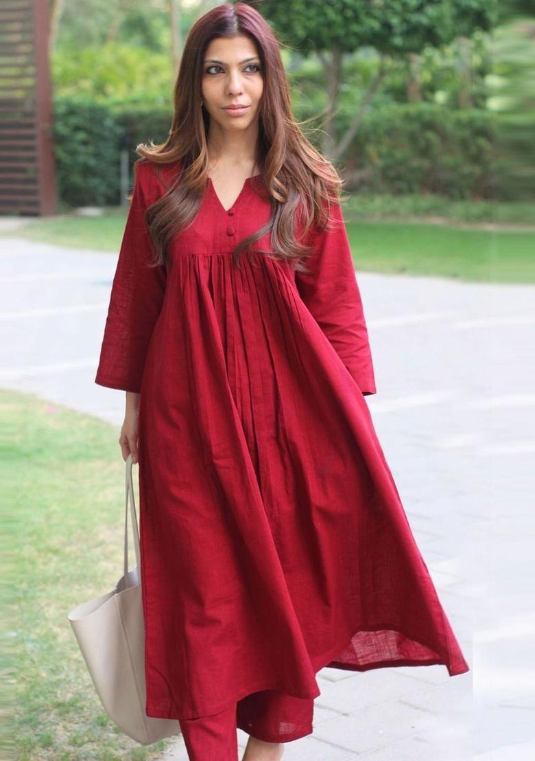 Maroon Solid Viscose Kurta Set - Indya