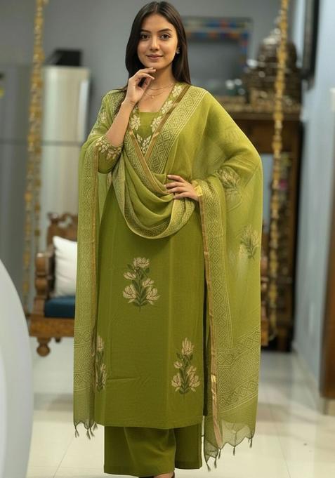 Green Embroidered Viscose Kurta Set — view on Indya