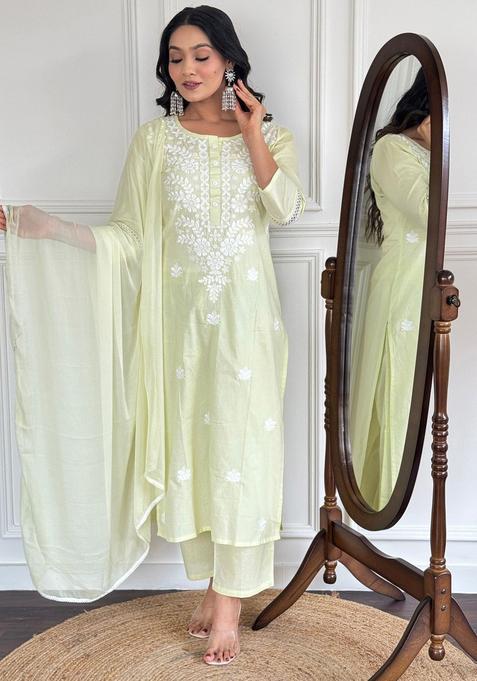 Green Embroidered Cotton Kurta Set — view on Indya