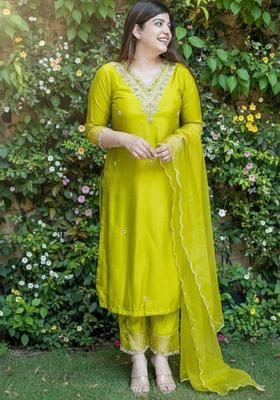Green Self Design Silk Blend Kurta Set