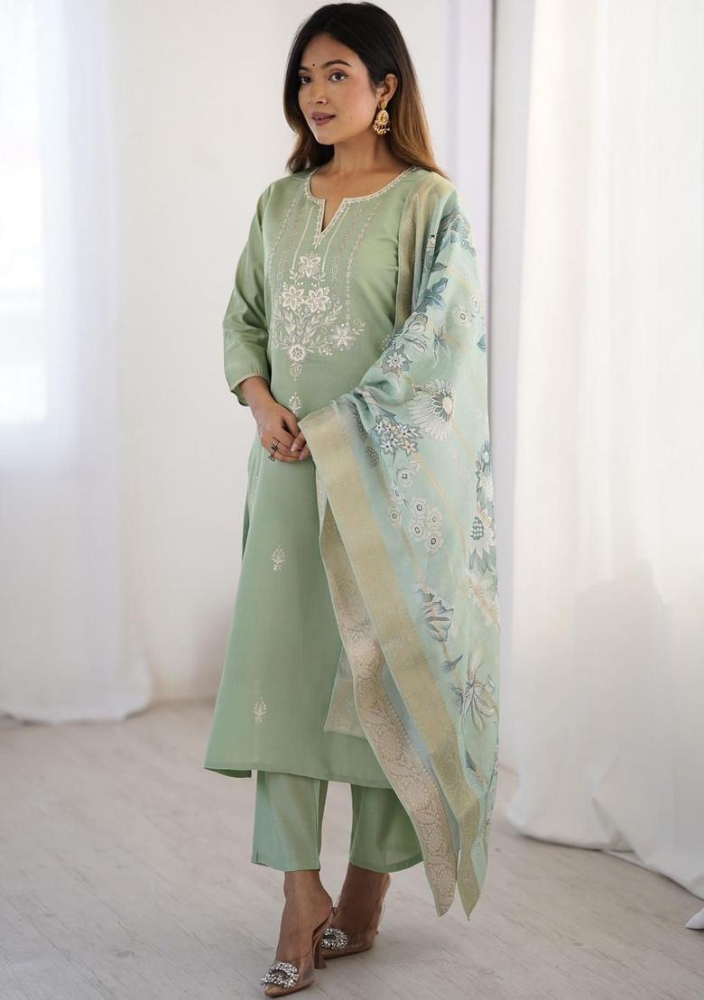 Green Embroidered Polyester Kurta Set - Indya