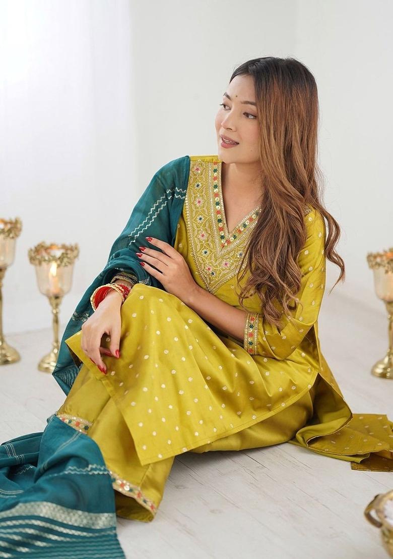 Green Self Design Silk Kurta Set - Indya