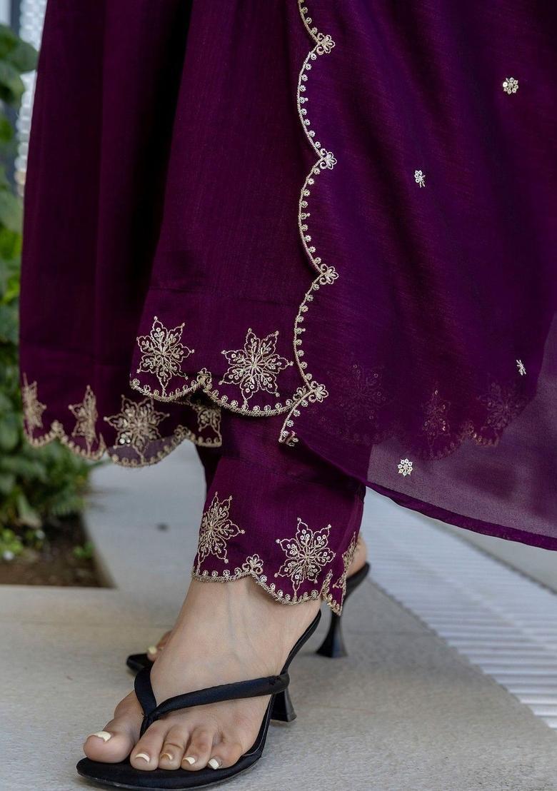Purple Embroidered Silk Kurta Set - Indya