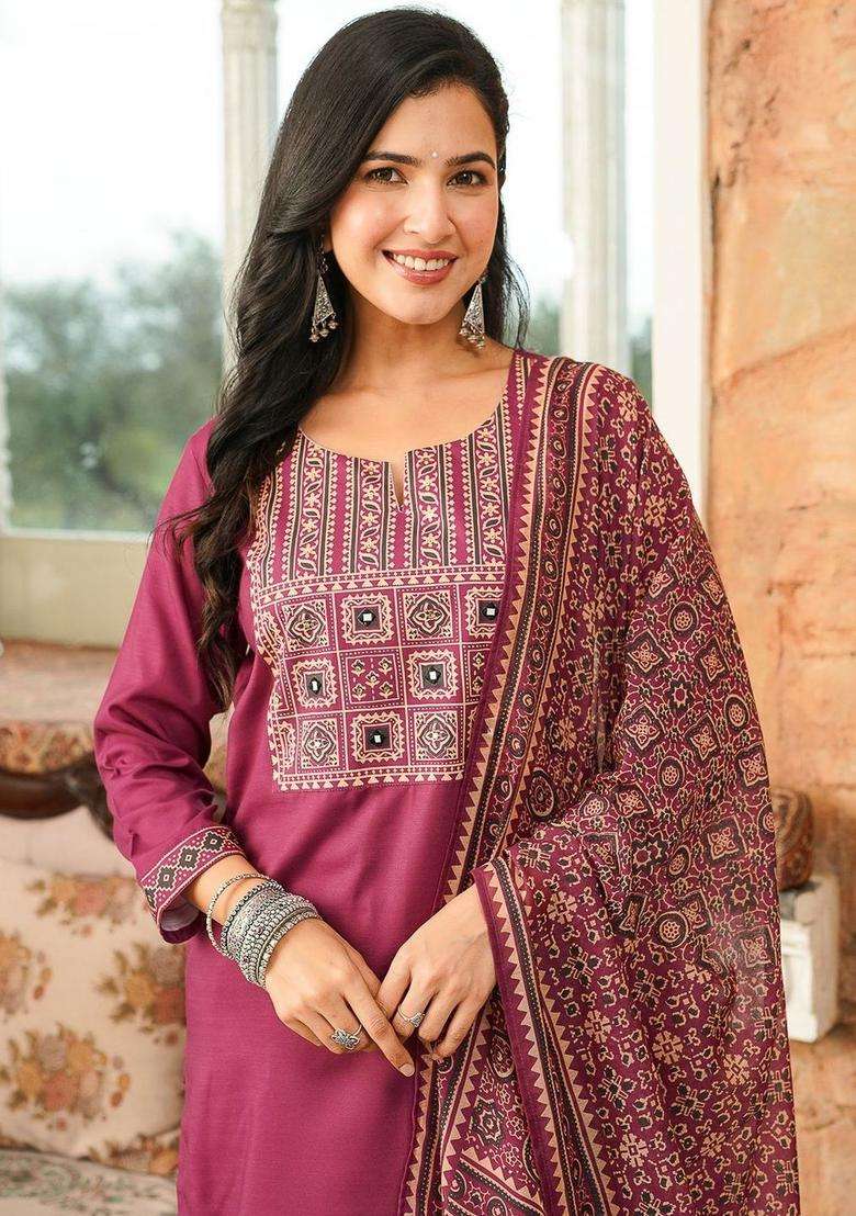 Purple Embroidered Cotton Kurta Set - Indya