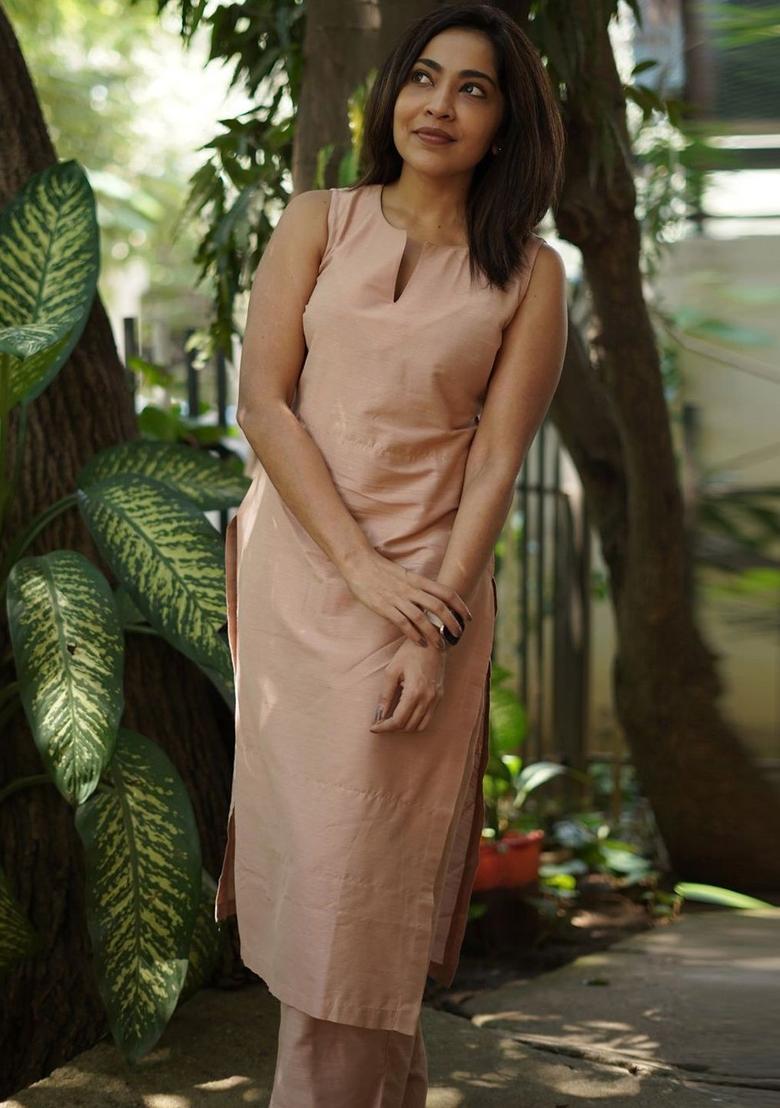 Peach Solid Viscose Kurta Set - Indya