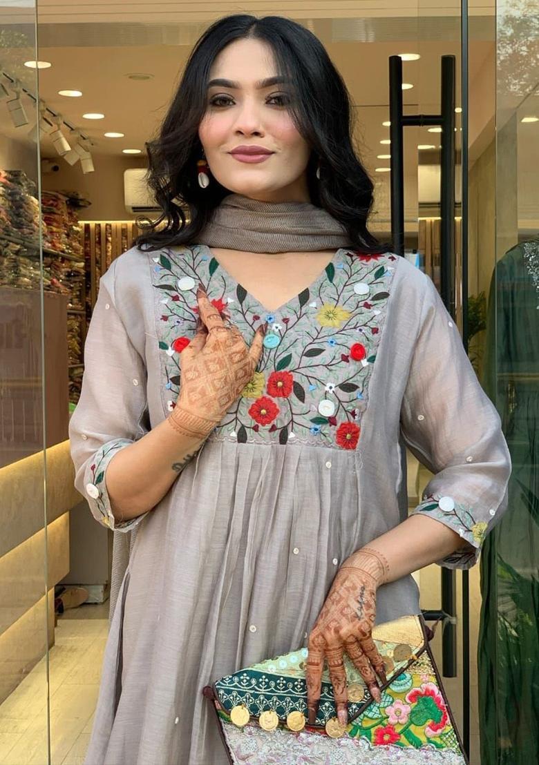 Grey Embroidered Chinon Kurta Set - Indya