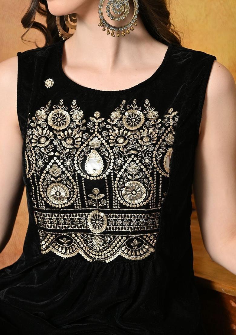 Black Embroidered Velvet Kurta Set - Indya