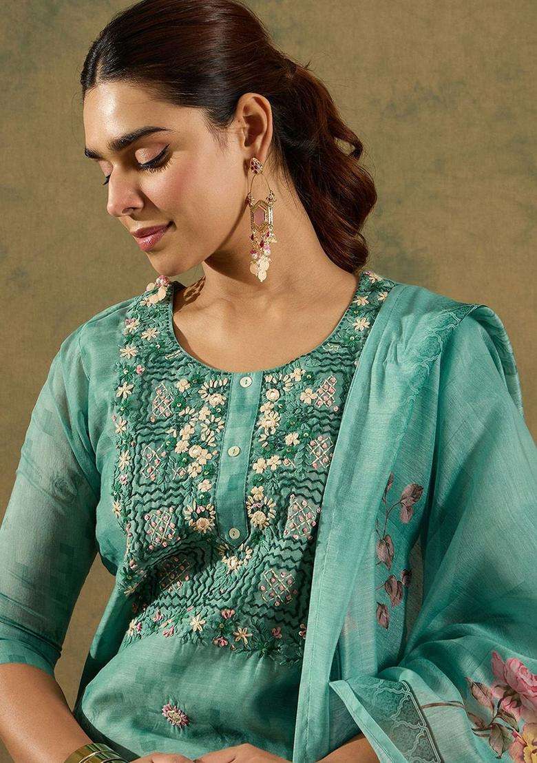 Green Embroidered Silk Blend Kurta Set - Indya