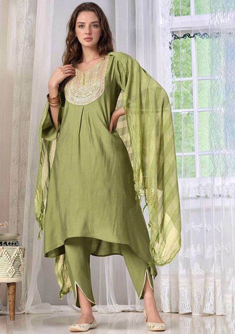 Green Solid Silk Blend Kurta Set - Indya