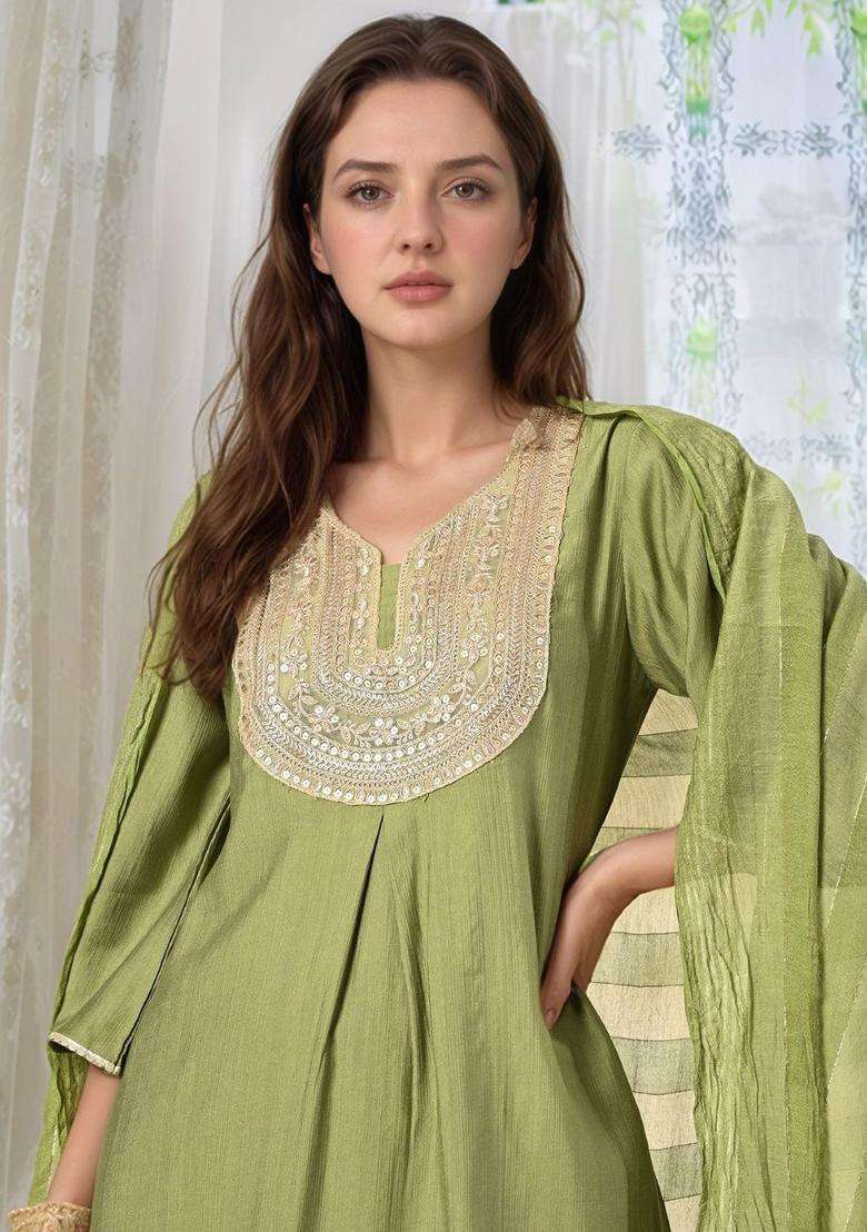 Green Solid Silk Blend Kurta Set - Indya